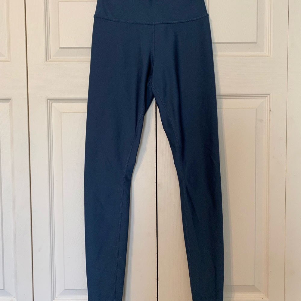 ALO Yoga Navy Leggings